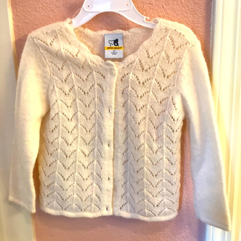 Girls sweater